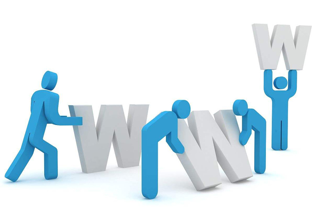 企業(yè)應(yīng)該做網(wǎng)站？還是小程序？